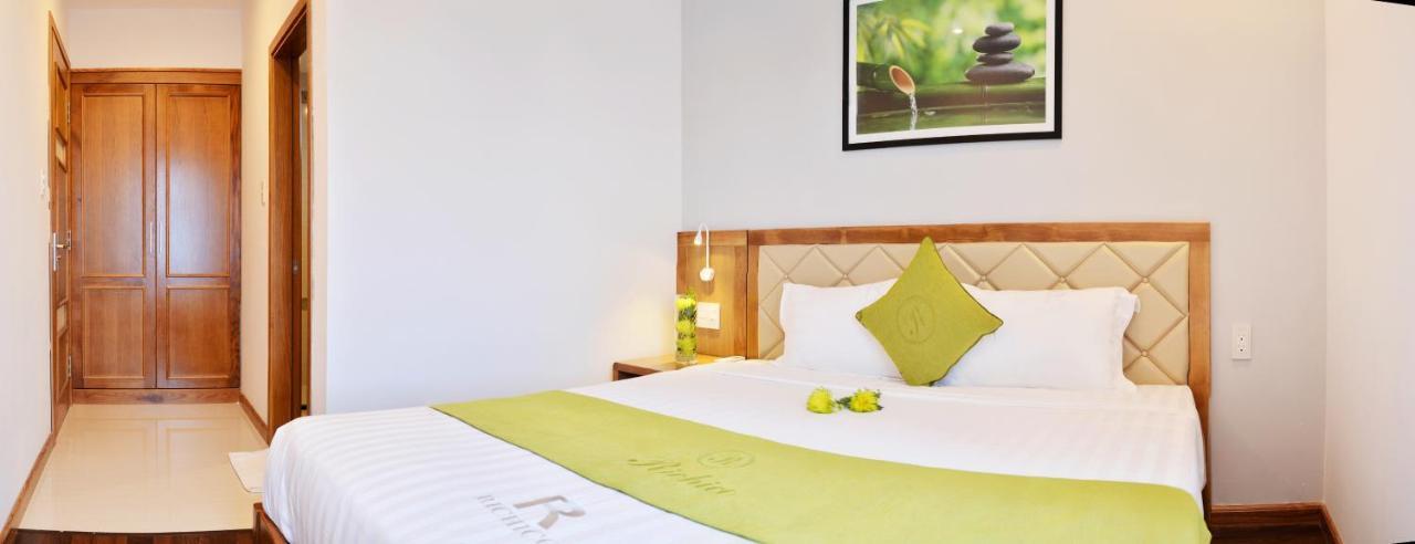 Hang Grand Danang Beach Екстериор снимка